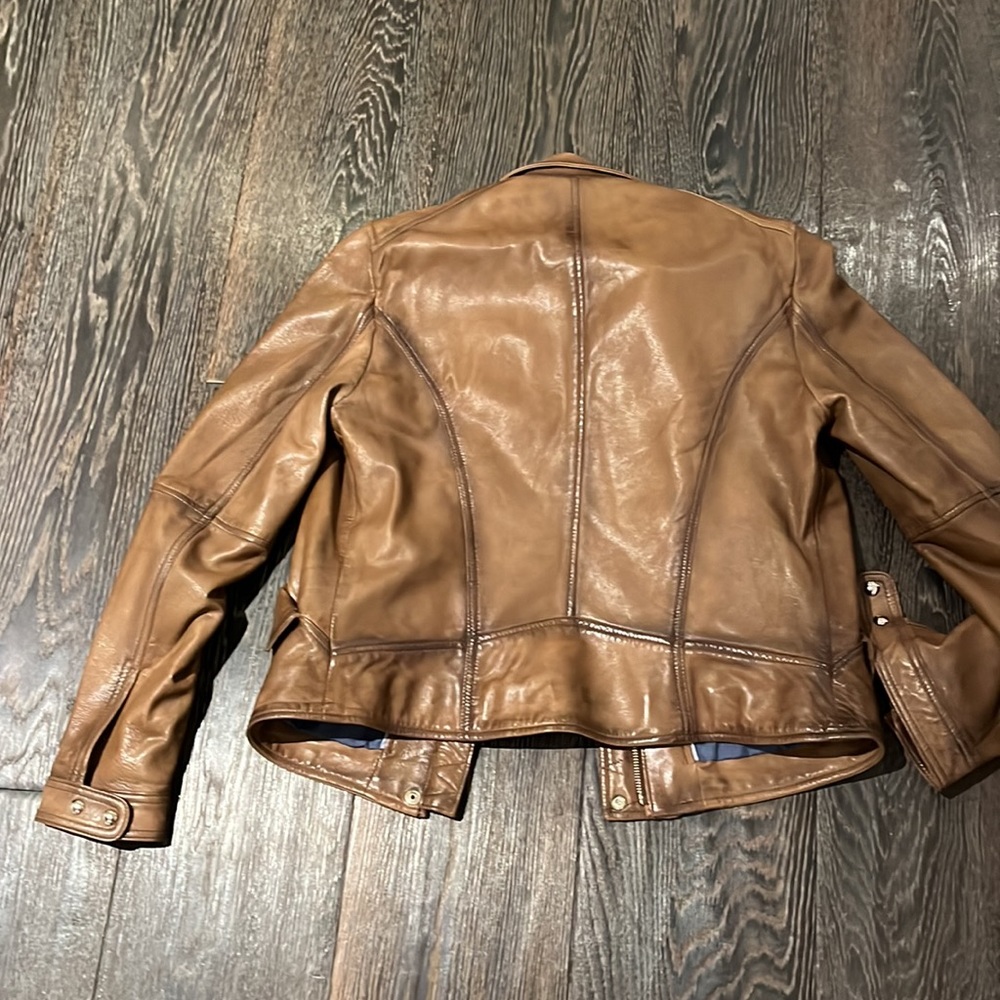 Massimo Dutti Women's leather Jacket - Picture 8 of 9